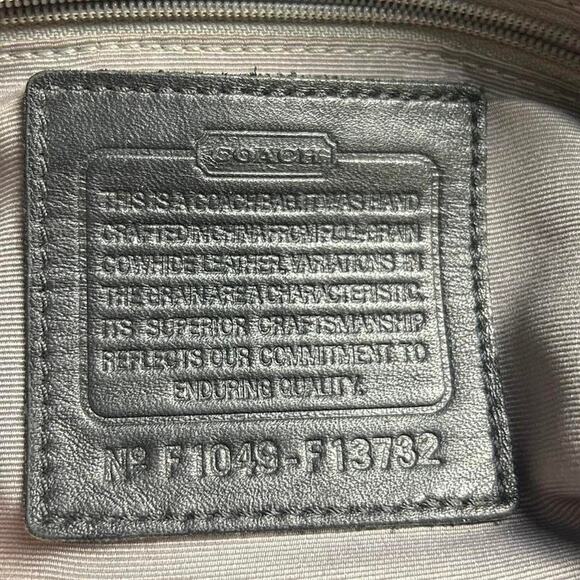 Black coach pleated leather - Picture 3 of 8